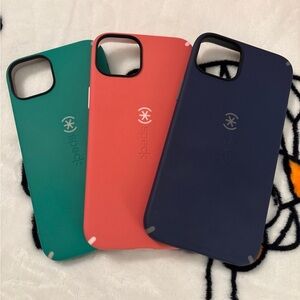 Speck IPhone 15 plus case bundle